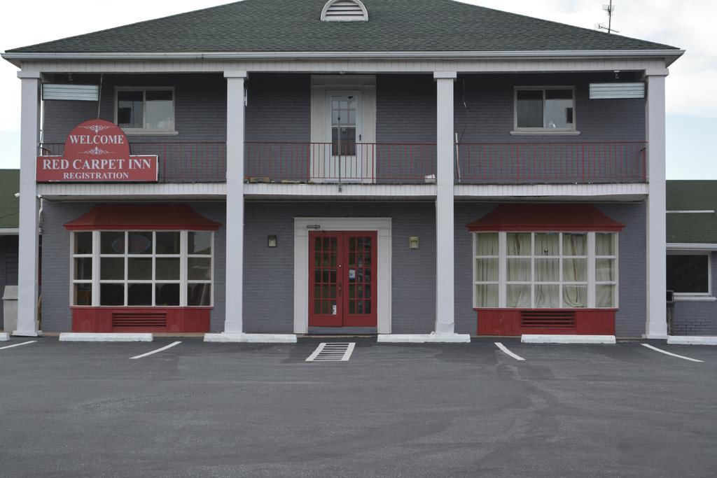 Red Carpet Inn & Suites New Cumberland Bagian luar foto